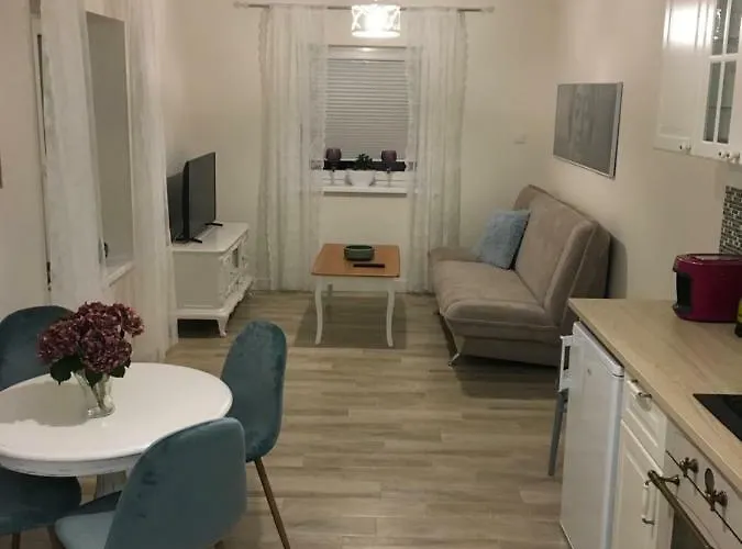 شقة Ferienwohnung 2 Mescherin